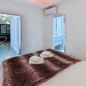 Property in Carre d'Argent