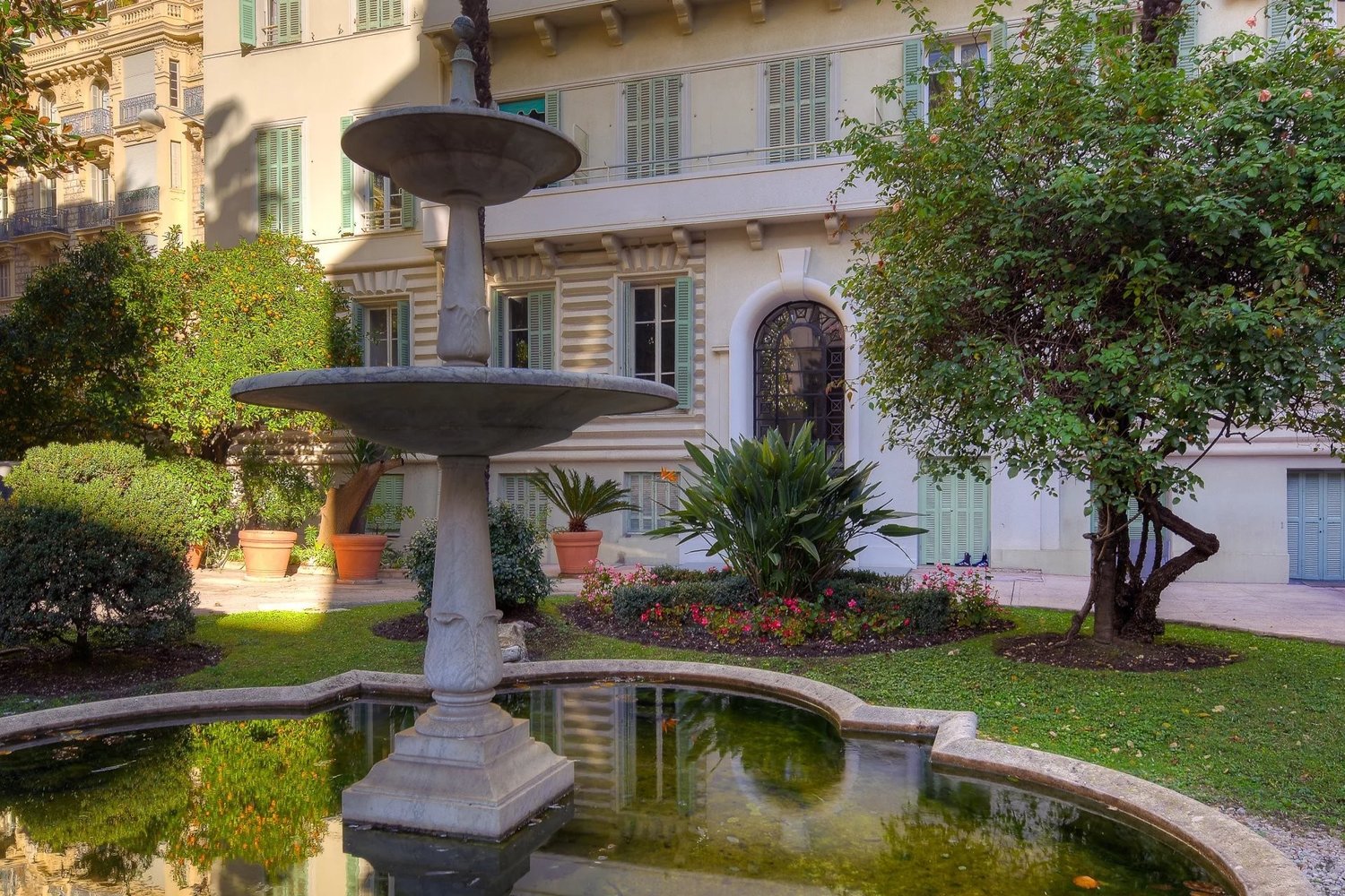 Property photo in Carre d'Argent