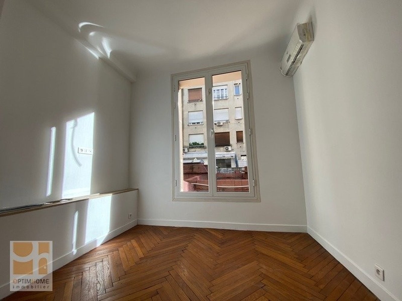 Property photo in Carre d'Or