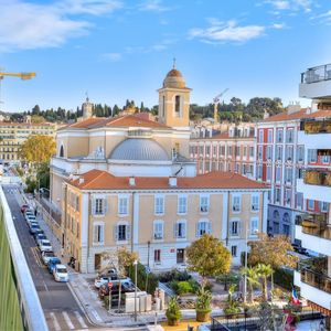 Property in Carre d'Argent