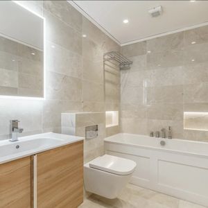 Property in Carre d'Argent