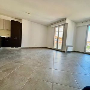 Property in Carre d'Argent