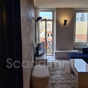 Property in Carre d'Or