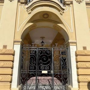 Property in Carre d'Argent