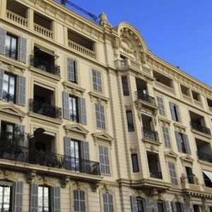 Property in Carre d'Argent