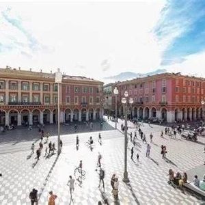 Property in Carre d'Argent