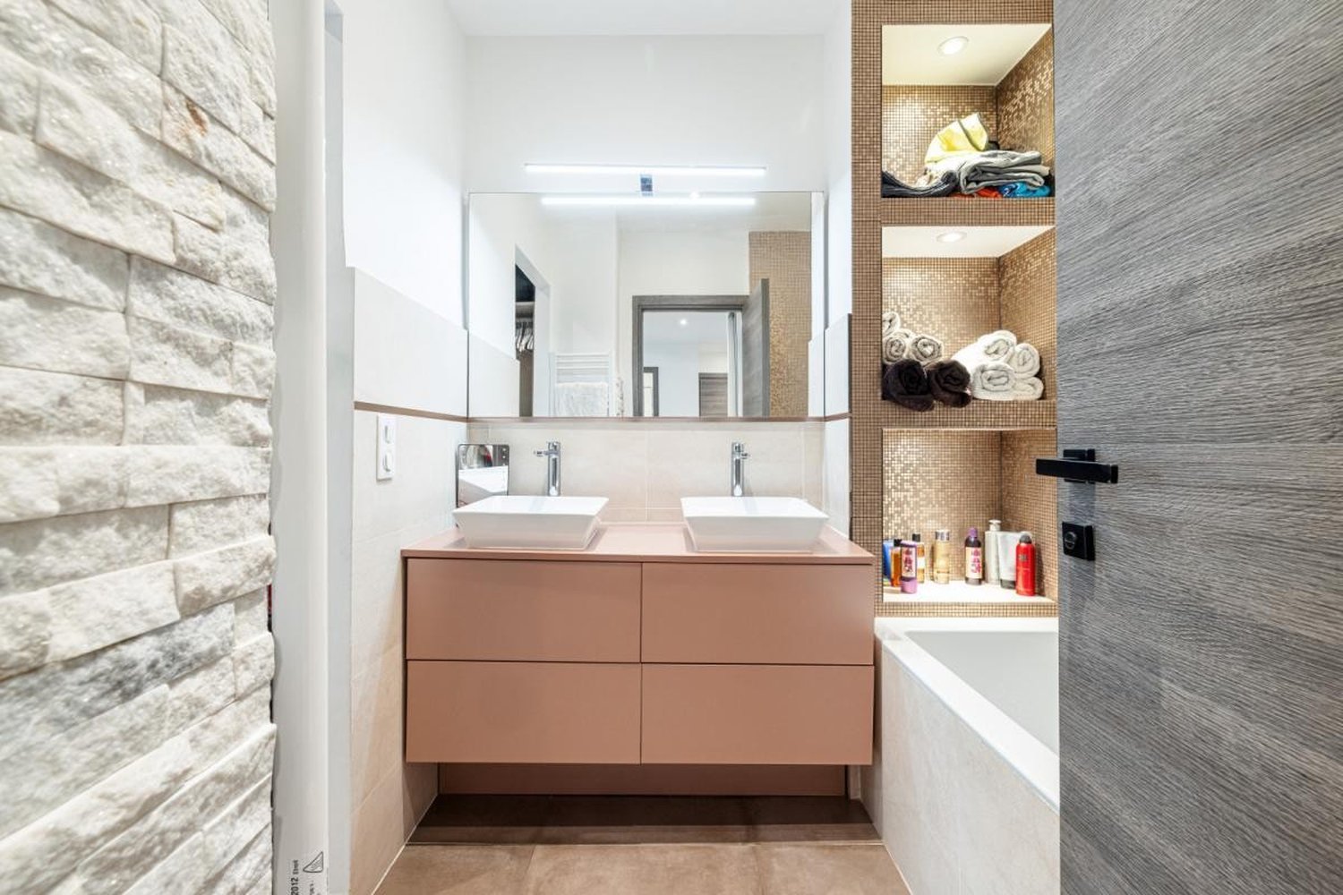 Property photo in Musicians Quarter