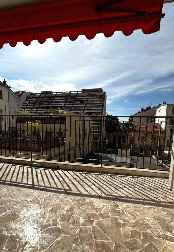 Property photo in Carre d'Or