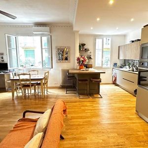 Property in Musicians Quarter