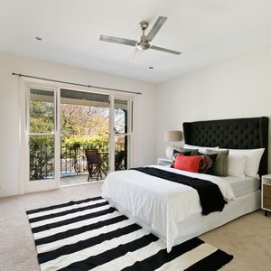 Property in Carre d'Argent