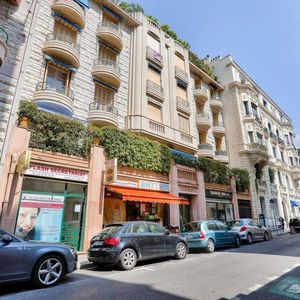 Property in Carre d'Argent