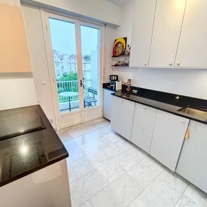 Property in Carre d'Argent