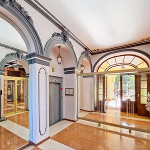 Property in Carre d'Argent