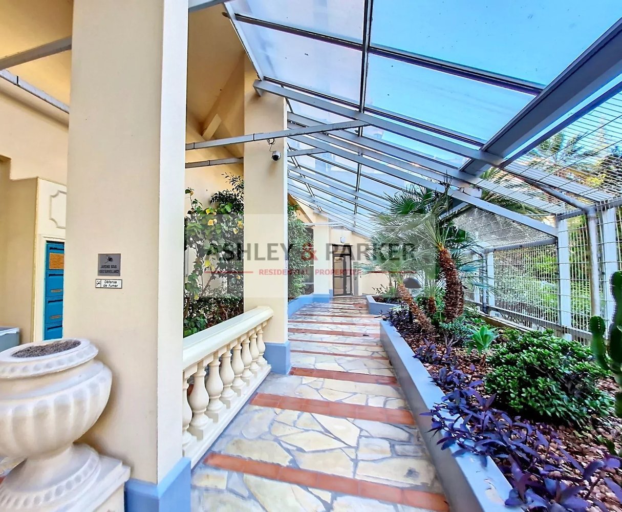 Property photo in Carre d'Argent