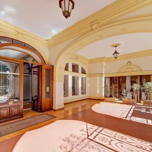 Property in Carre d'Argent