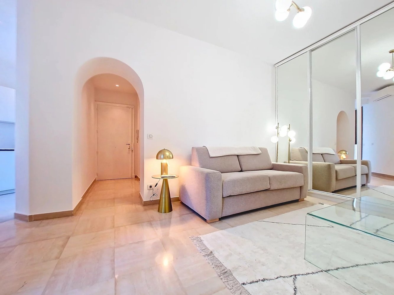 Property photo in Carre d'Argent