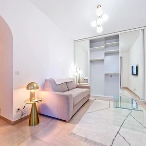 Property in Carre d'Argent