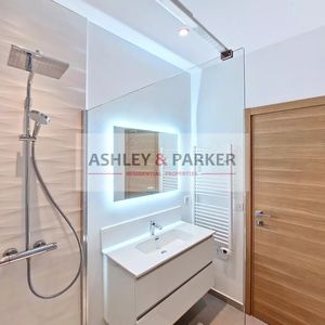 Property in Carre d'Argent