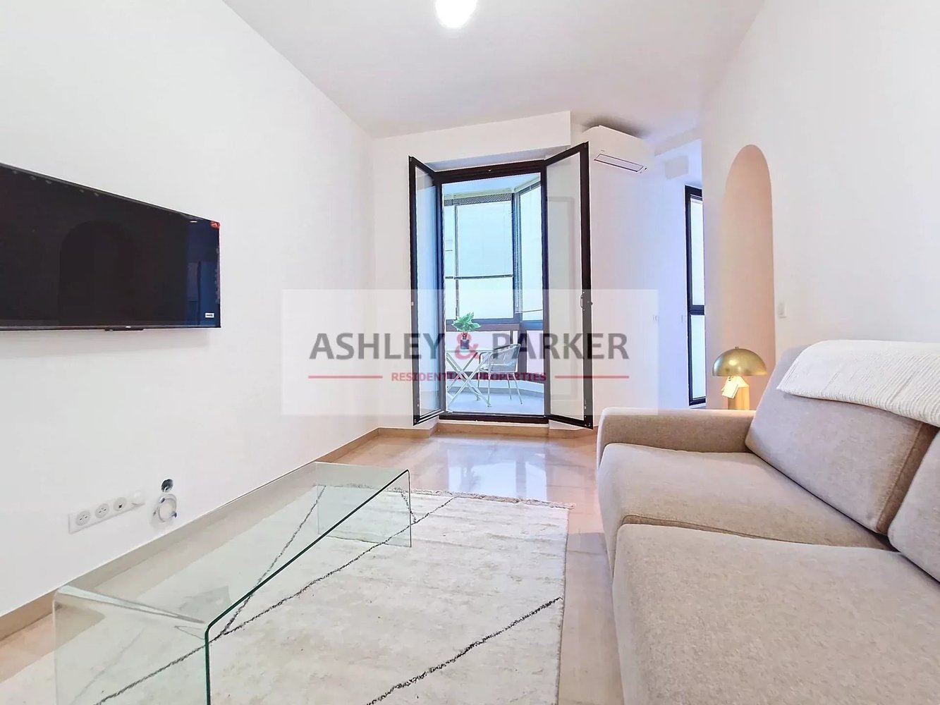 Property photo in Carre d'Argent