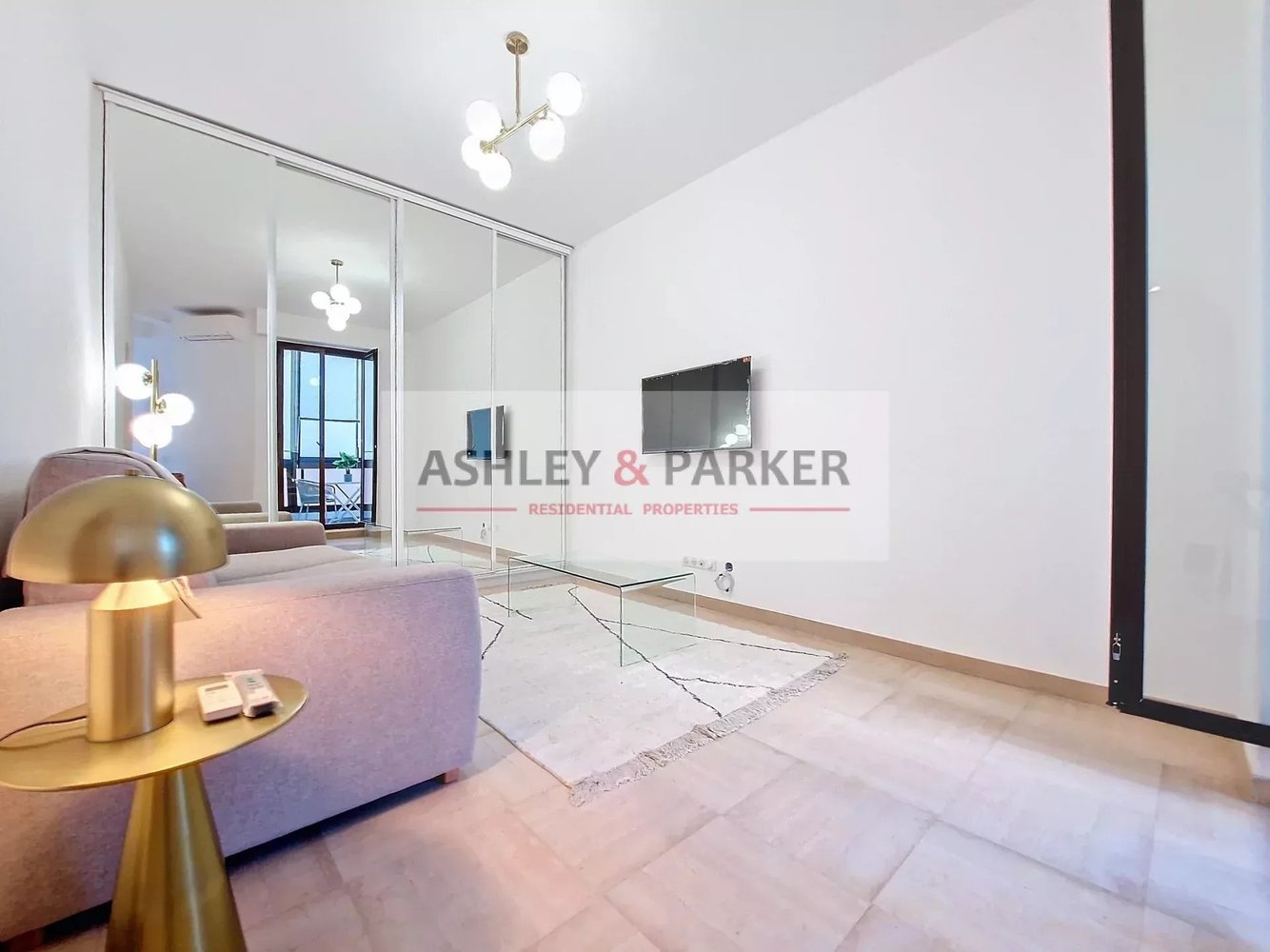 Property photo in Carre d'Argent