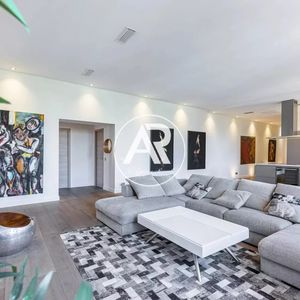 Property in Carre d'Argent