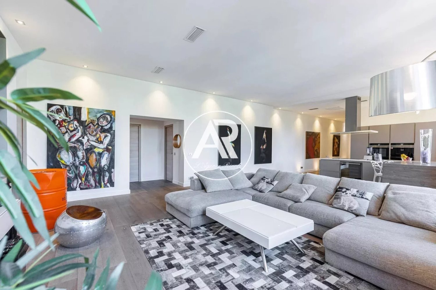 Property photo in Carre d'Argent