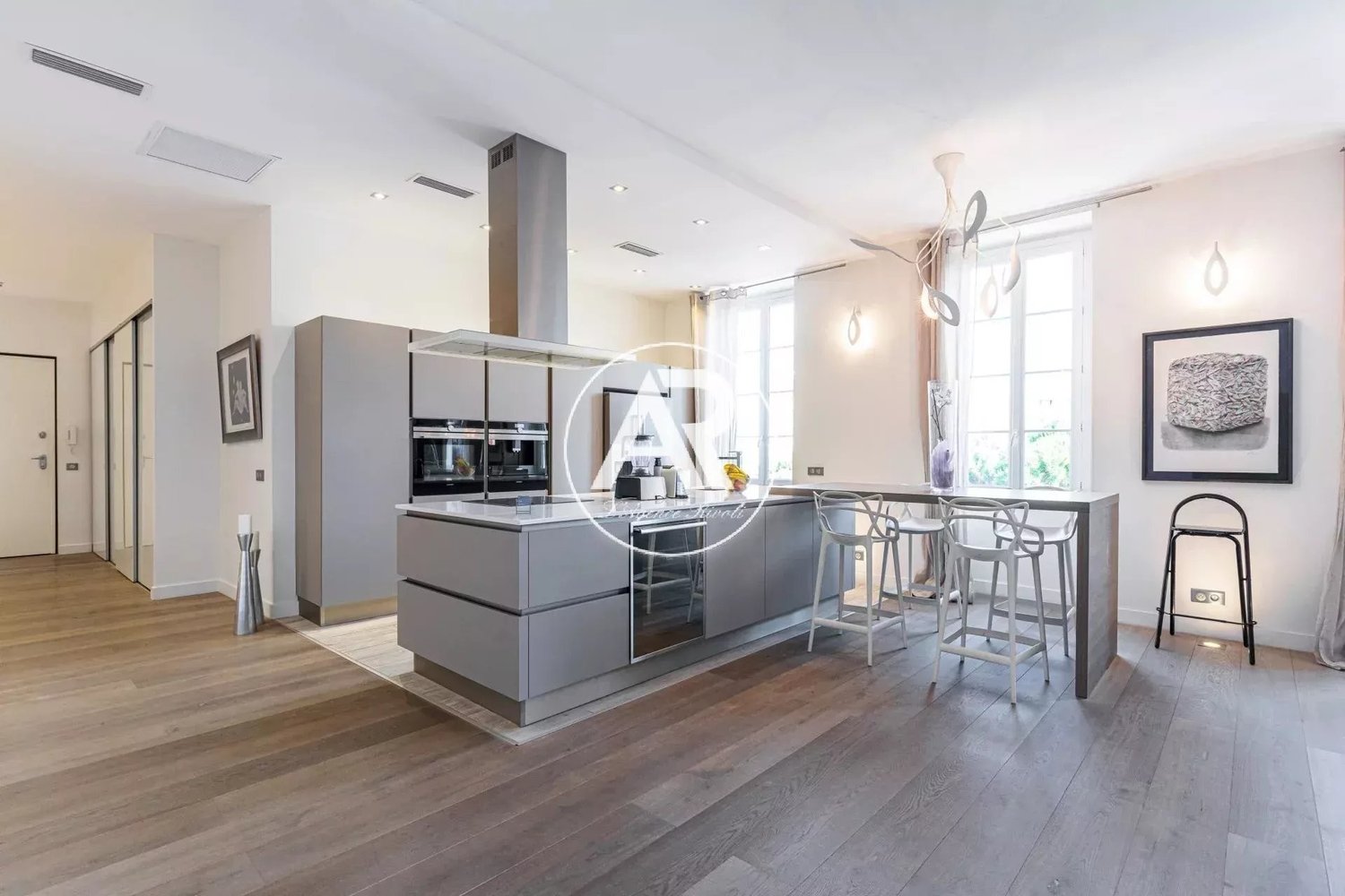 Property photo in Carre d'Argent