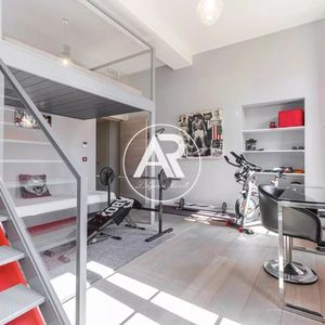 Property in Carre d'Argent