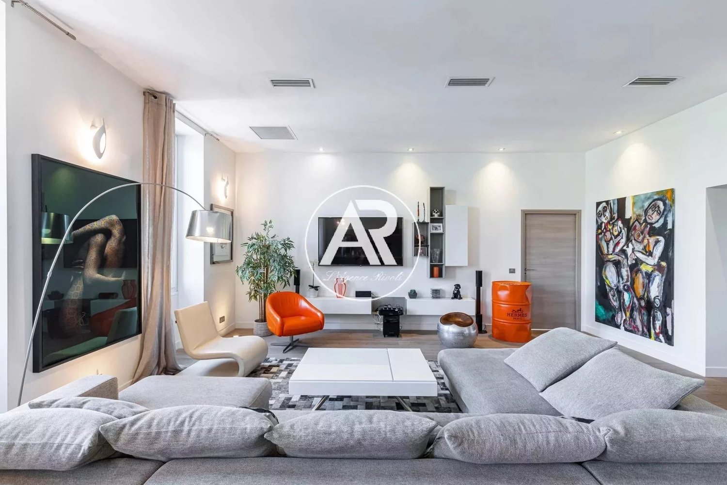 Property photo in Carre d'Argent