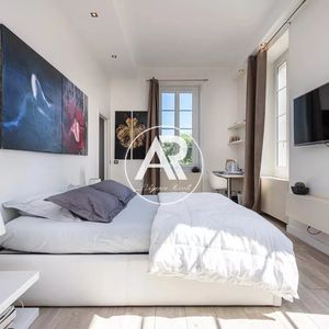 Property in Carre d'Argent