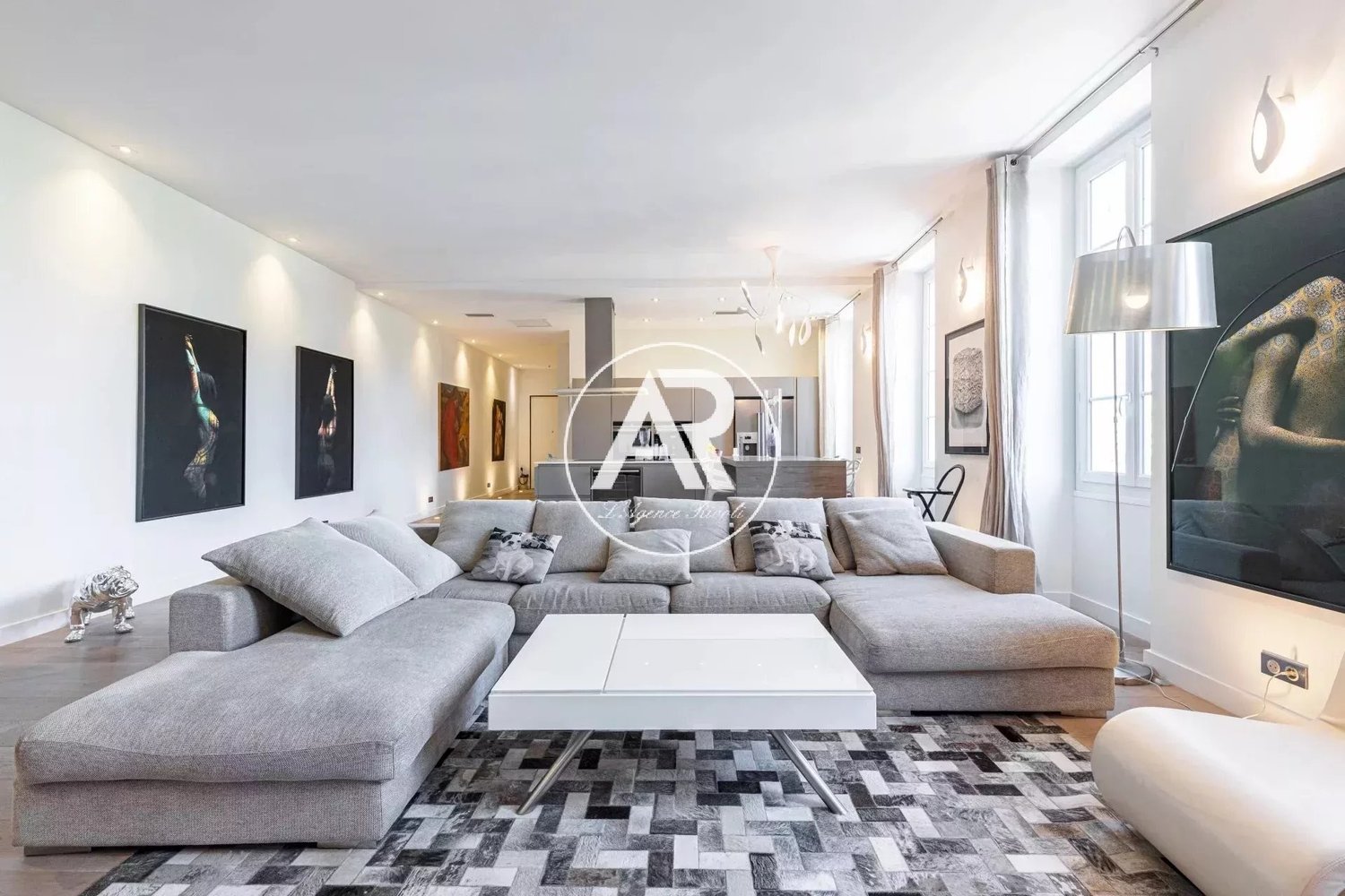 Property photo in Carre d'Argent