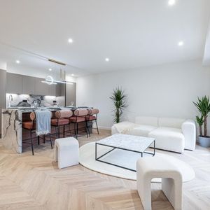 Property in Carre d'Argent