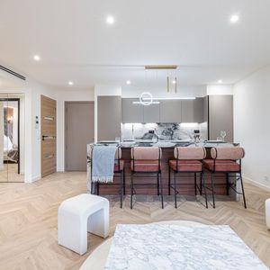 Property in Carre d'Argent