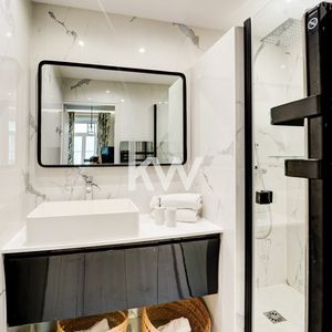 Property in Carre d'Argent