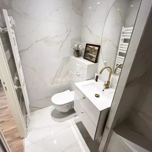 Property in Carre d'Or