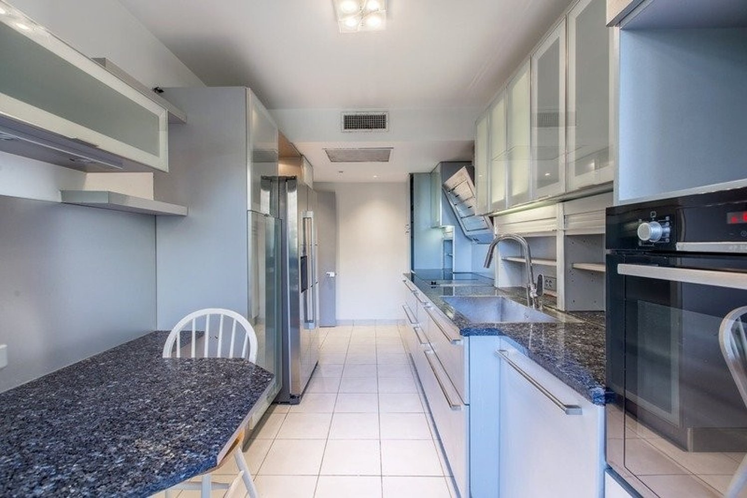 Property photo in Carre d'Or