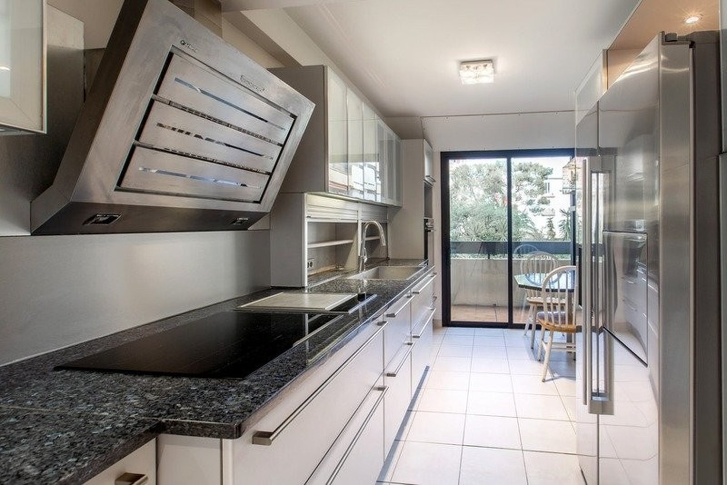 Property photo in Carre d'Or