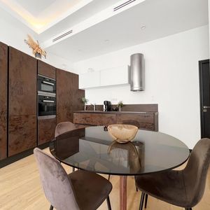 Property in Carre d'Or