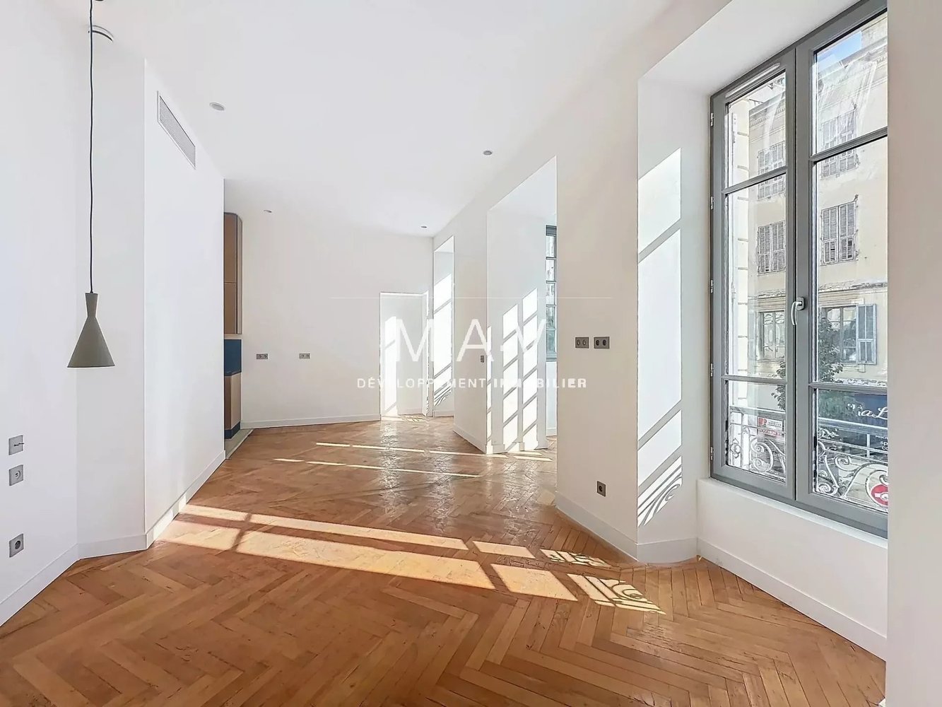 Property photo in Carre d'Or