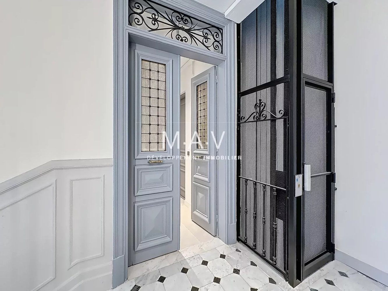 Property photo in Carre d'Or