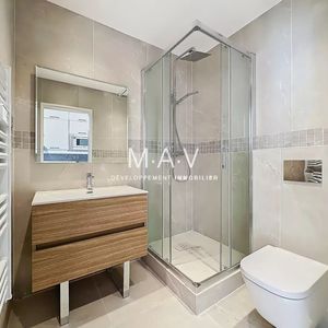 Property in Carre d'Or