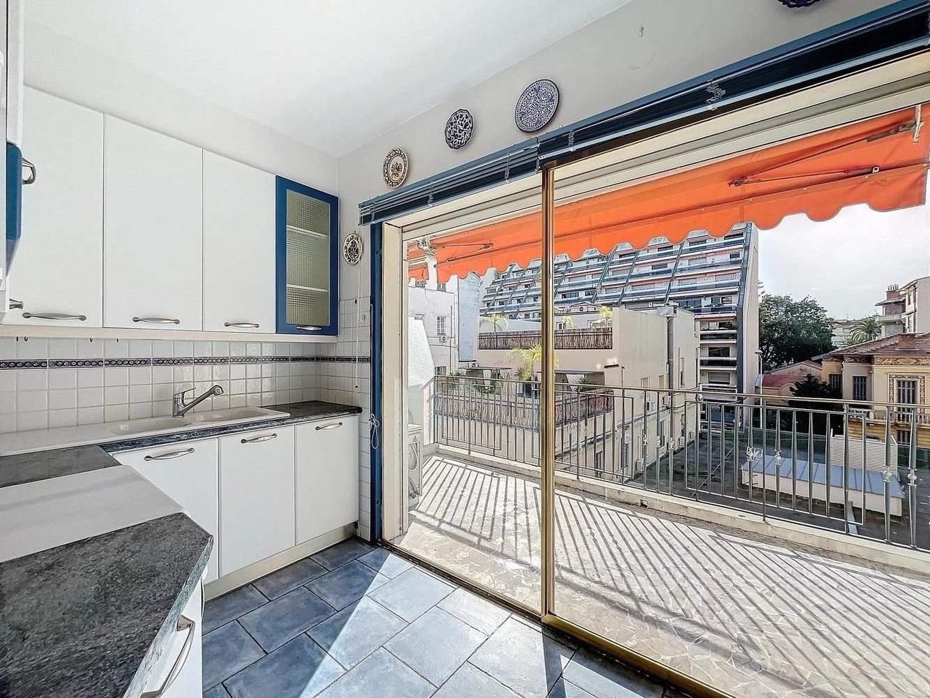 Property photo in Carre d'Or