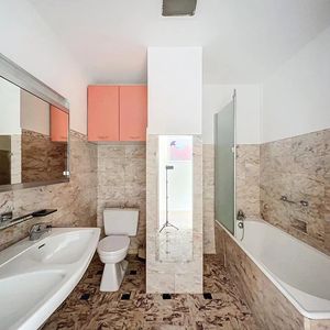 Property in Carre d'Or