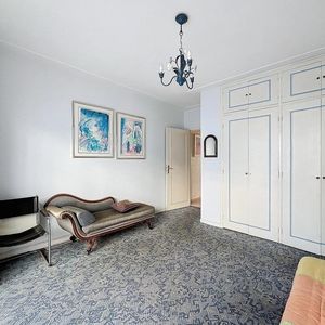 Property in Carre d'Or