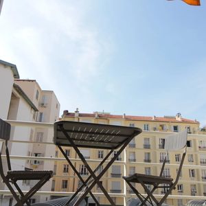 Property in Carre d'Or