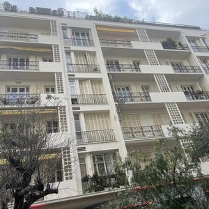 Property in Carre d'Or