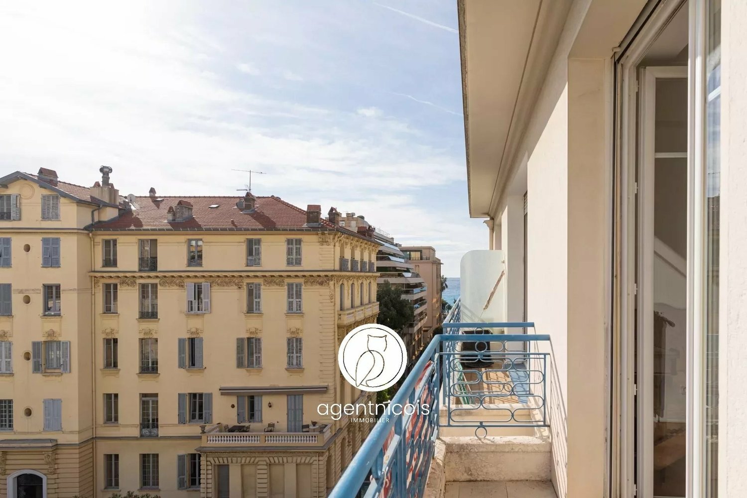 Property photo in Carre d'Or