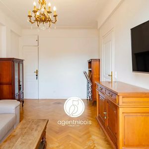 Property in Carre d'Or