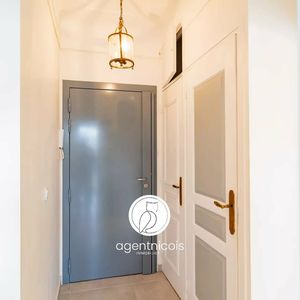 Property in Carre d'Or