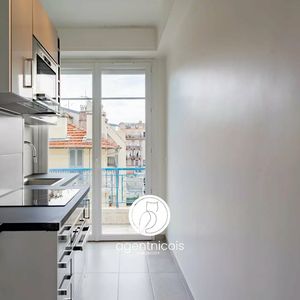 Property in Carre d'Or